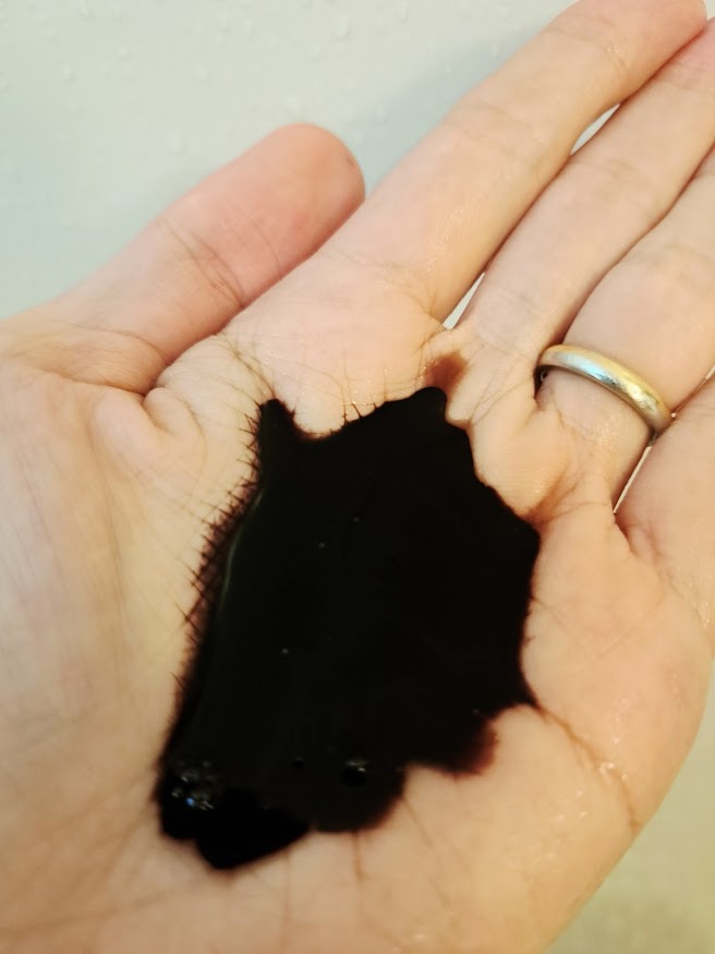 FIOLE QUALUCIA(フィヨーレクオルシア)ベージュシャンプー